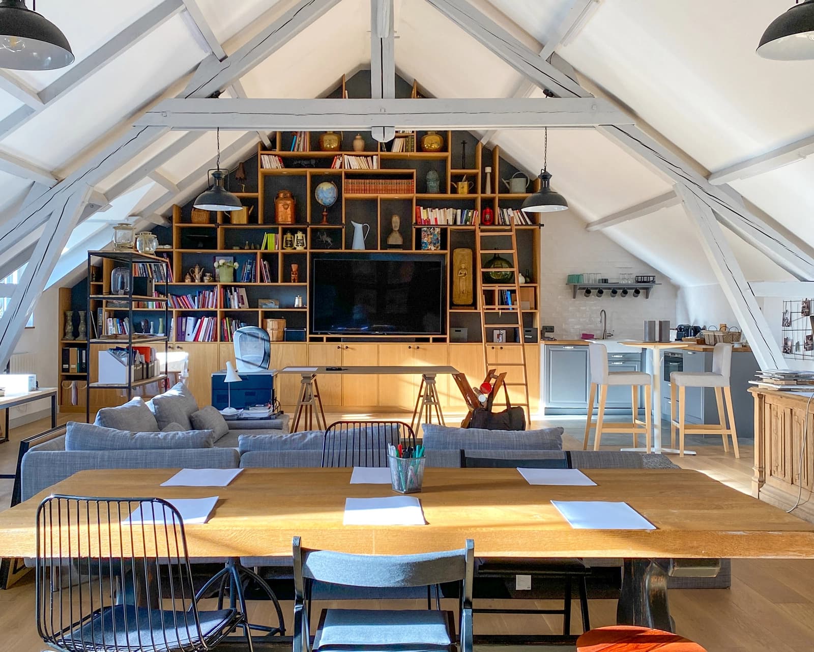 Meeting room in Showroom - Workspace - 1