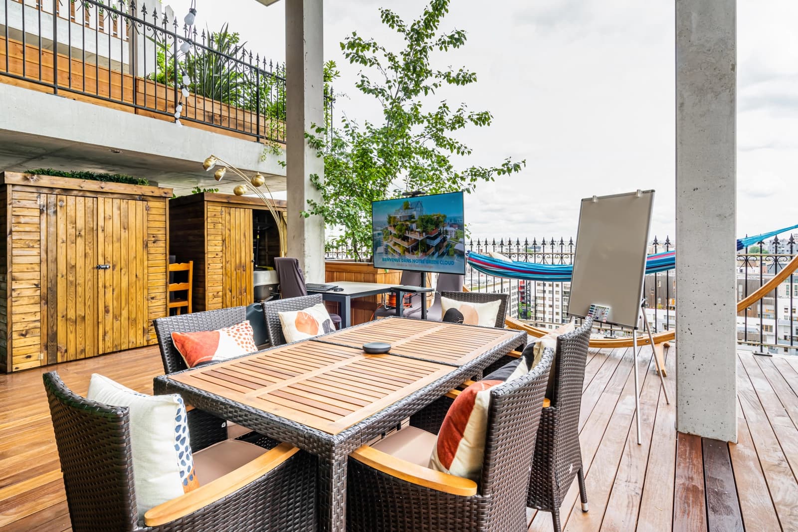 Espace Terrasse avec vue Montmartre - 1