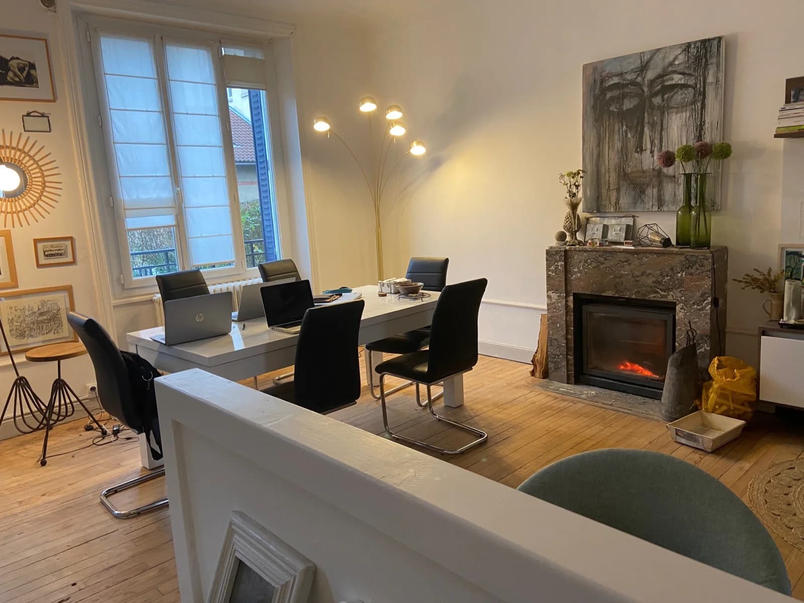 Living room in Reception area in the heart of Aurillac - 1