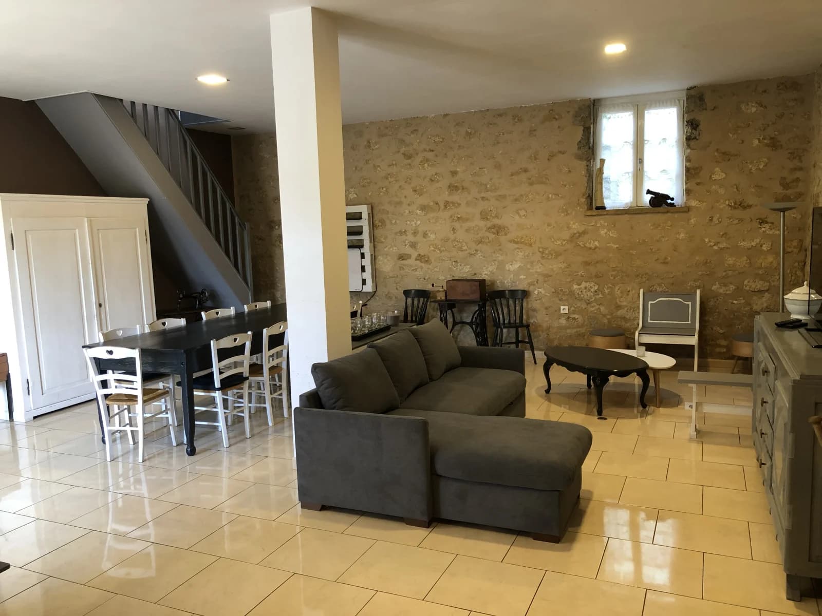 Salle de réunion dans Vaste demeure pour des moments de partage inoubliables - 0
