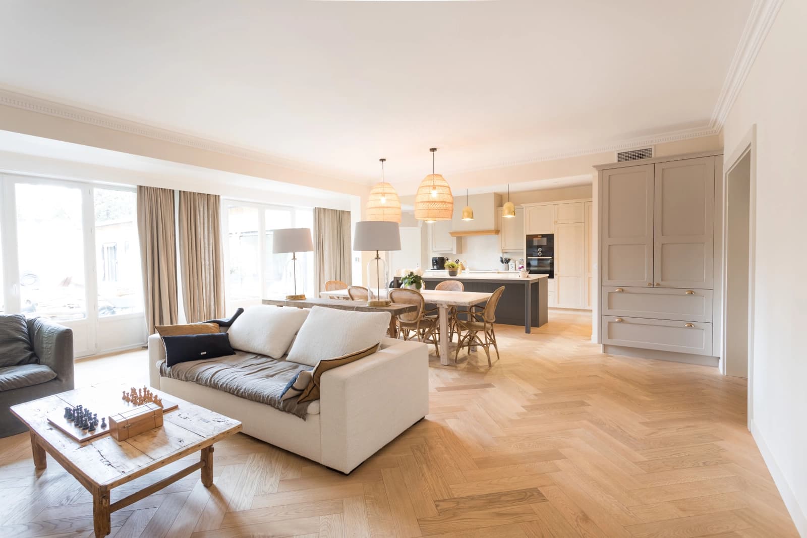 Salon dans Magnifique villa bordelaise, élégance et tradition - 0