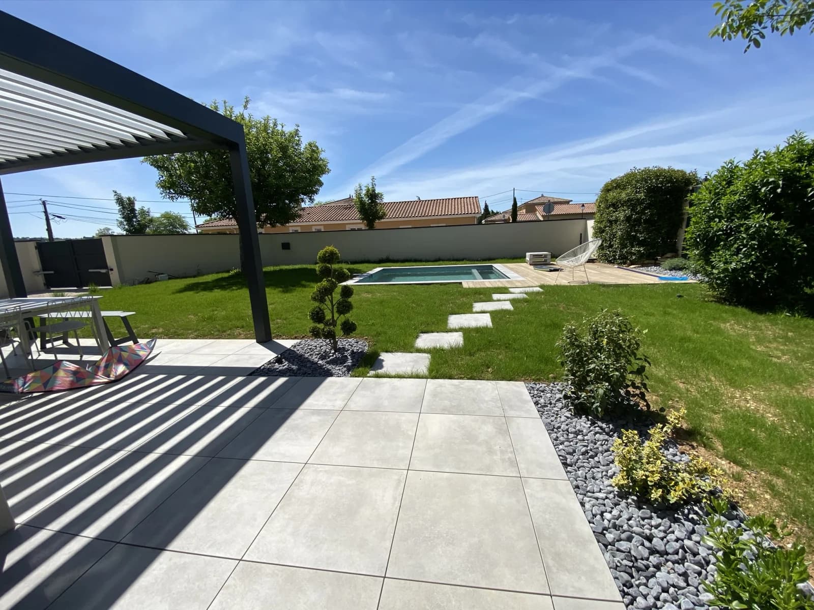 Space Contemporary house in the heart of Beaujolais - 3