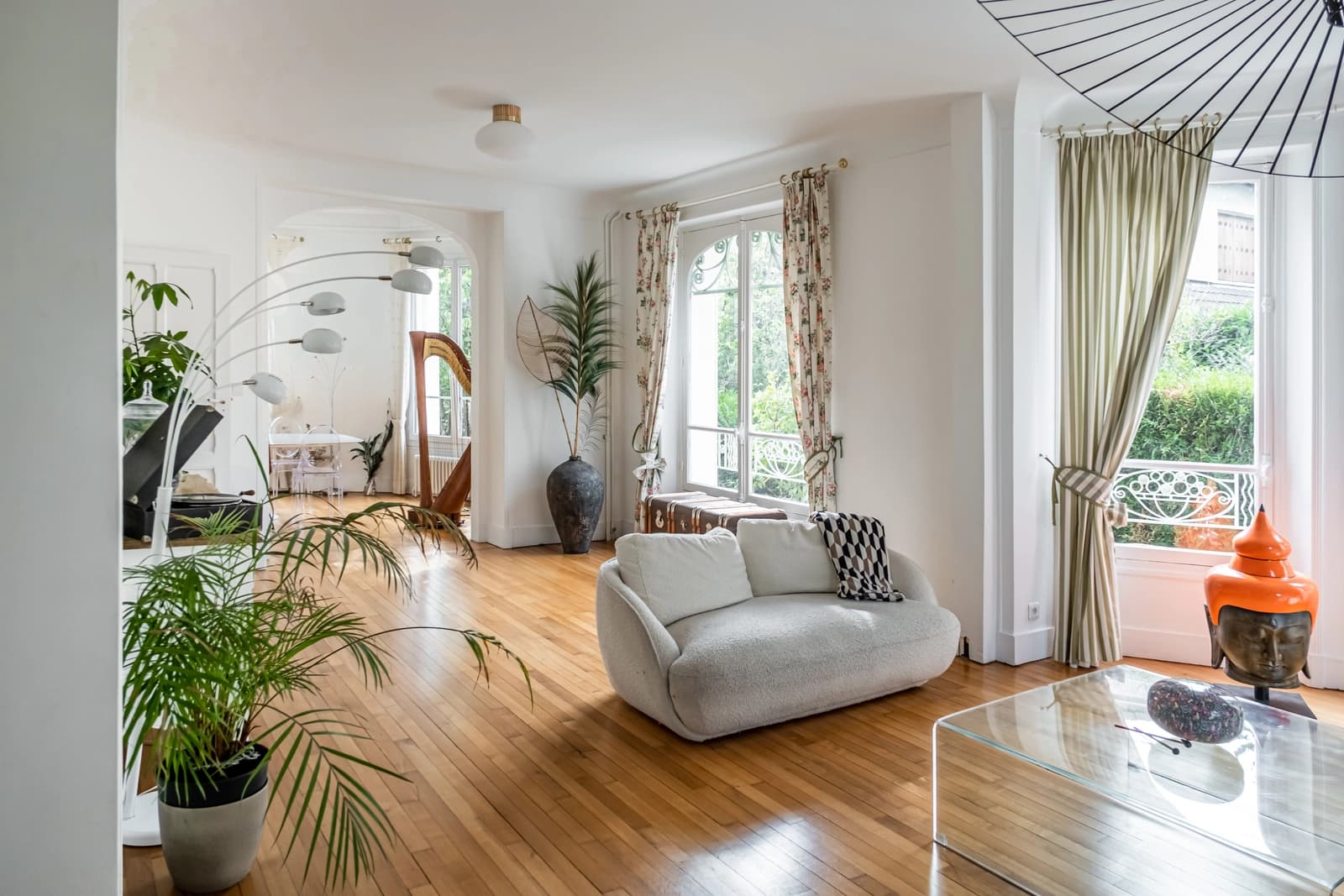 Espace Villa en meulière de caractère sur un vaste domaine - 0
