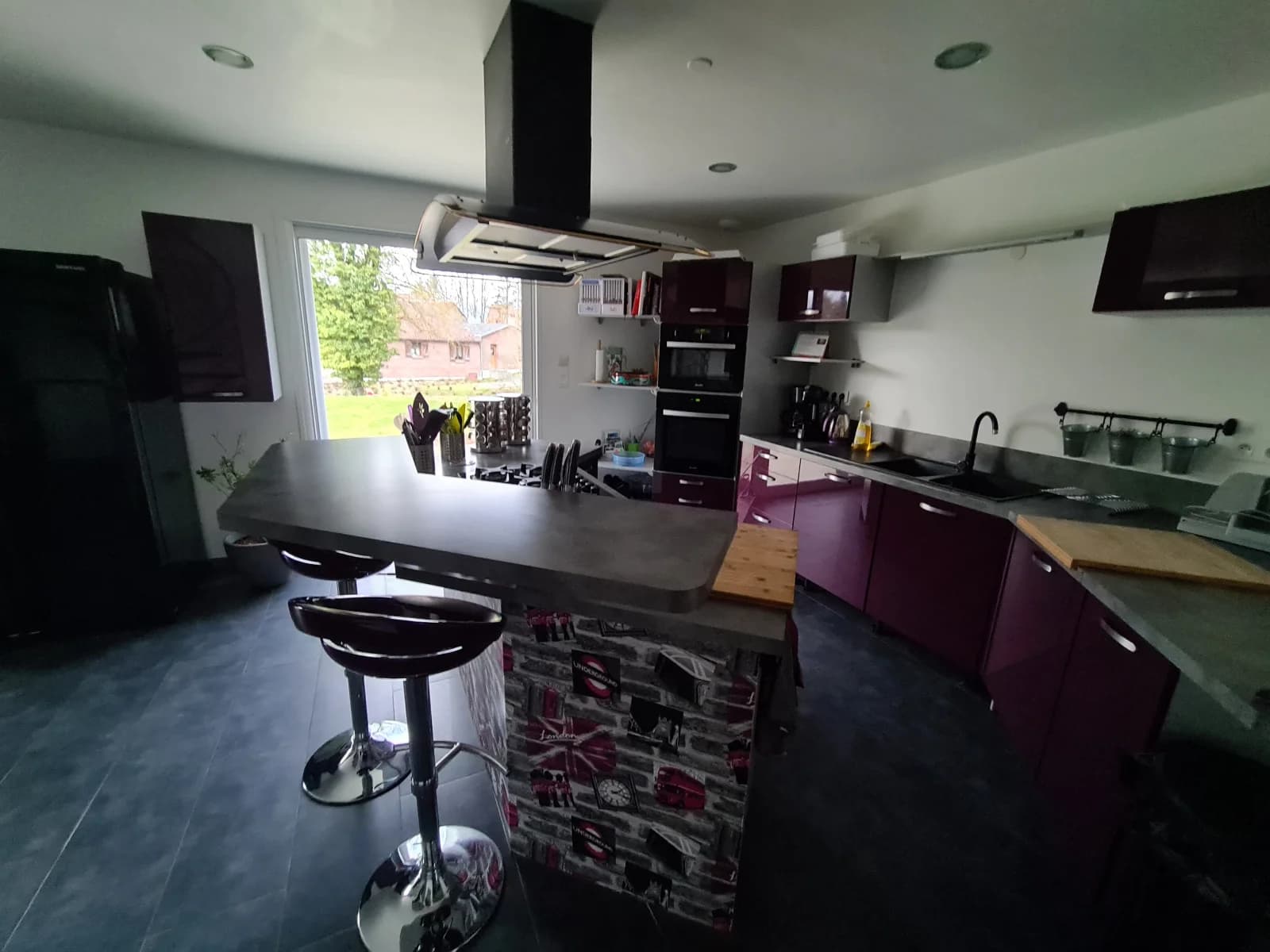 Cuisine dans Logement convivial et chaleureux, parfait pour partager - 1