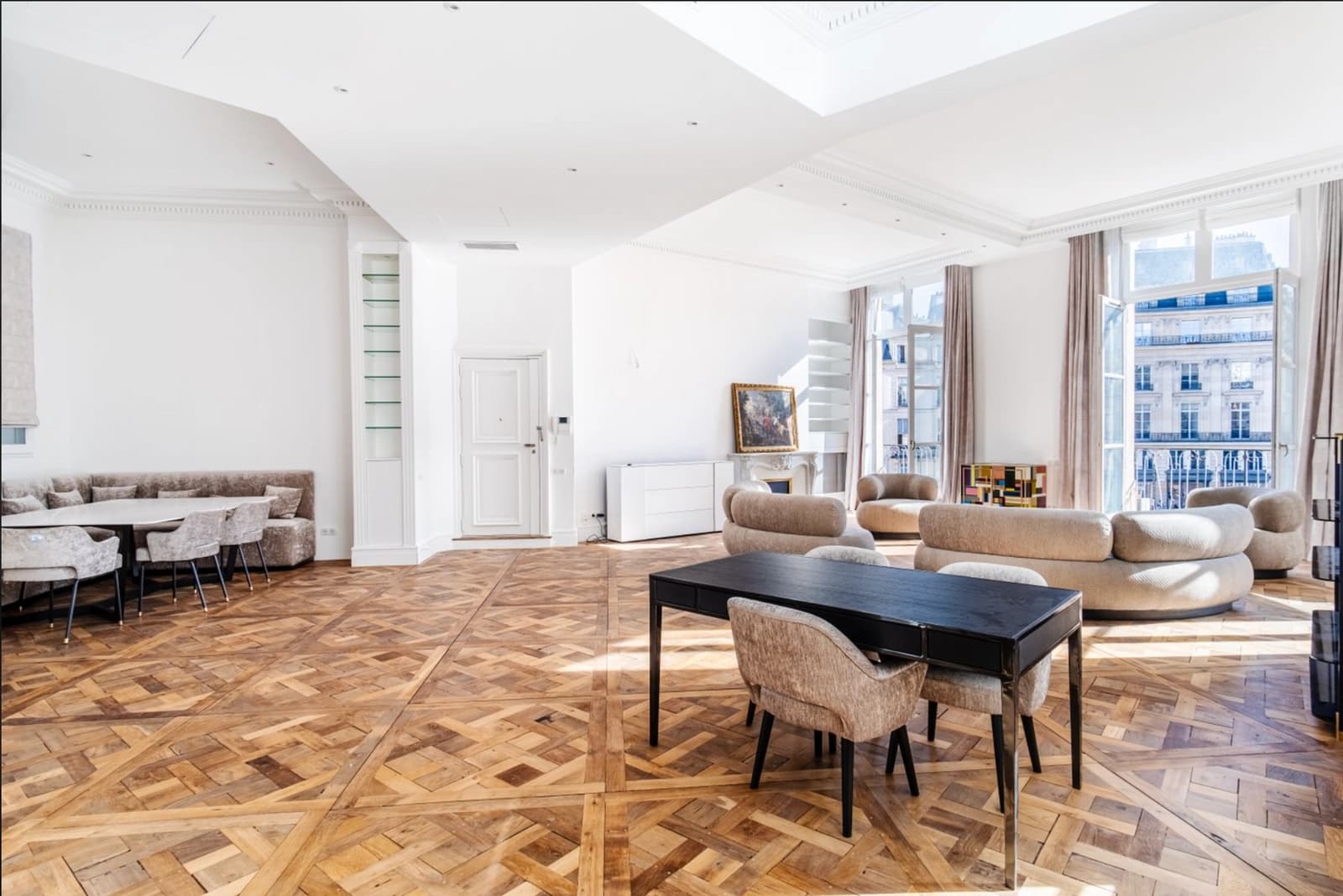 Appartement parisien luxueux