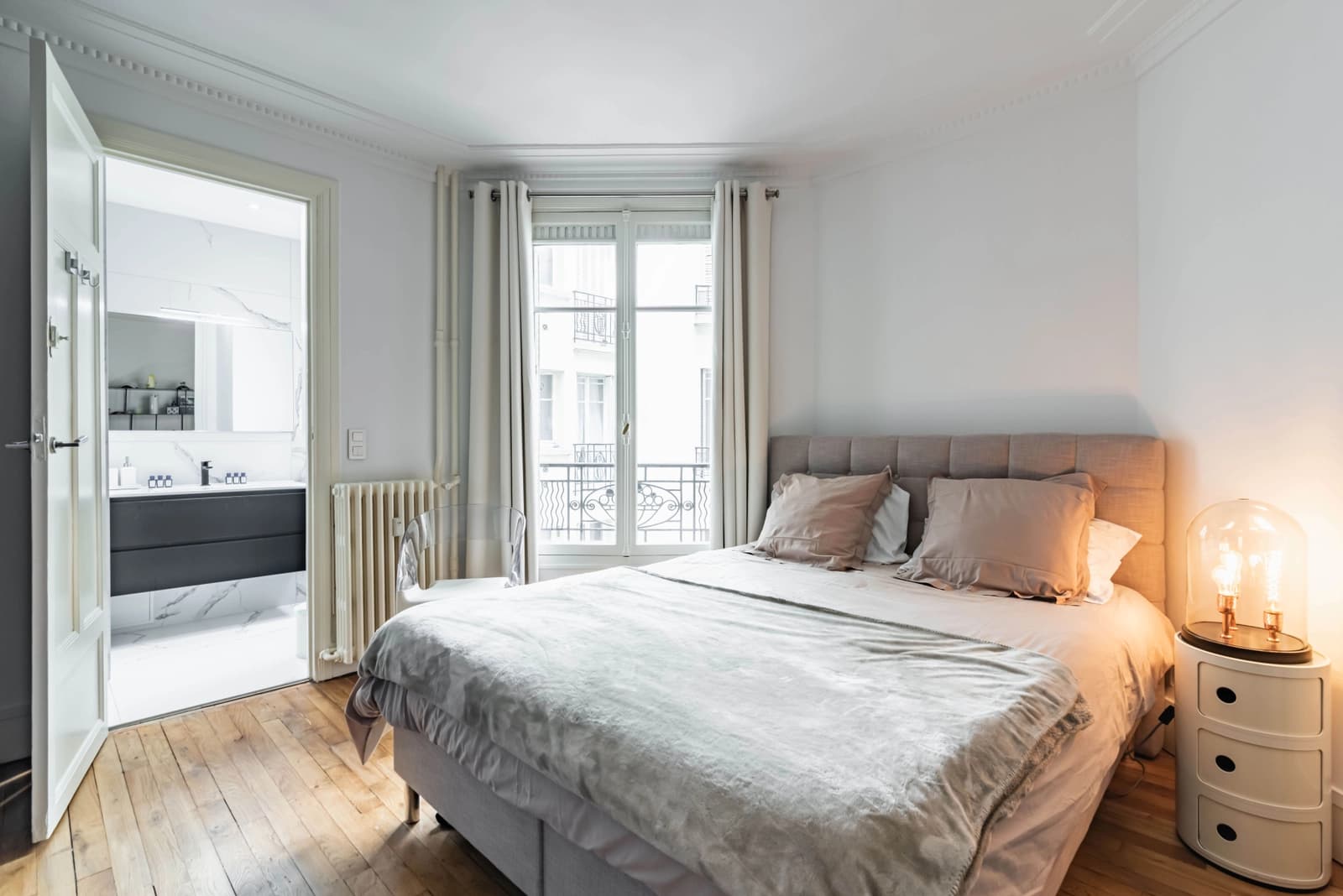 Chambre dans Trocadéro: appartement cosy au chic parisien - 1