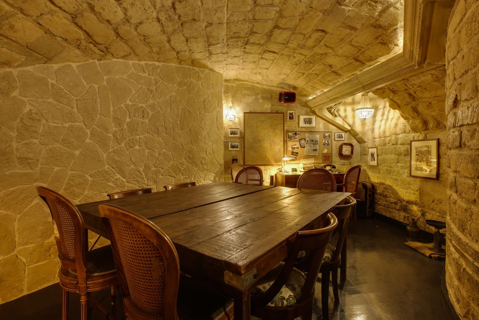 Meeting room in Bar-Club in the heart of Paris - 1