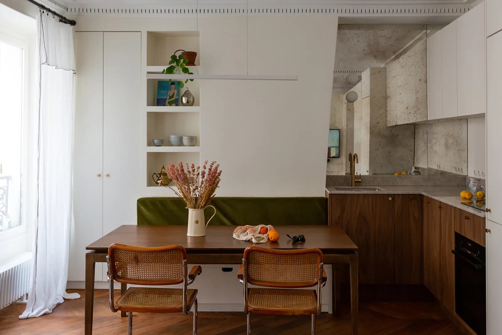Salle de réunion dans Batignolles: appartement rénové au cachet vintage - 1