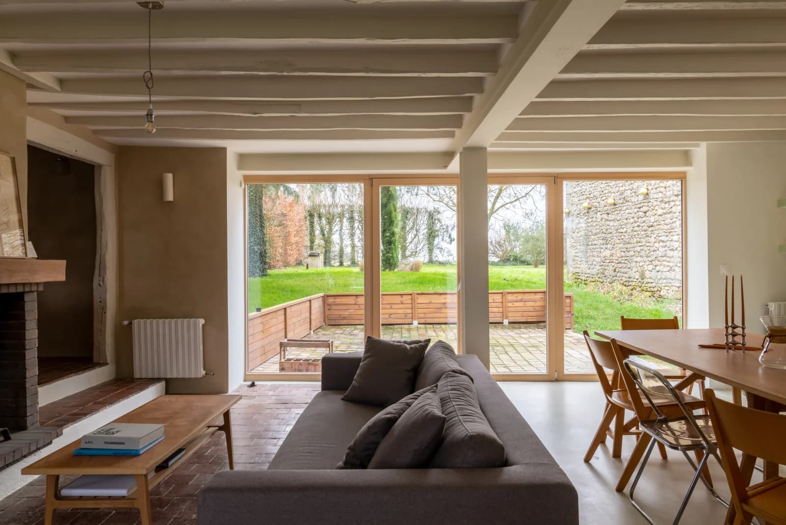 Space House: calm and comfort in the countryside - 1