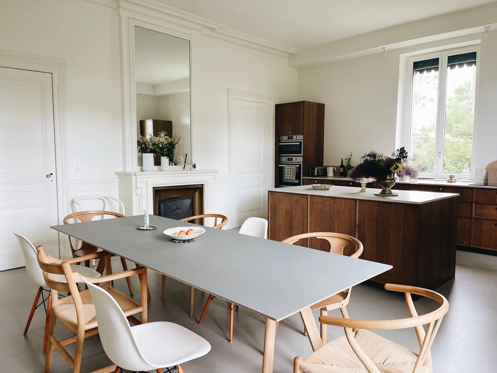 Grande maison de maître à la campagne