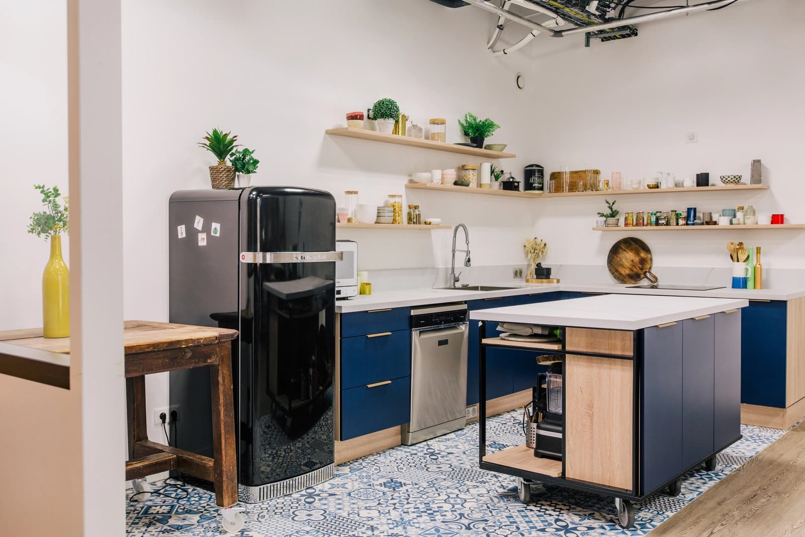 Espace Cuisine moderne et entièrement équipée à disposition - 3
