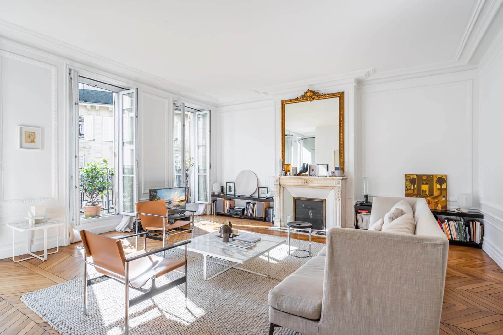 Salle de réunion dans Appartement haussmannien d'une grande luminosité - 0