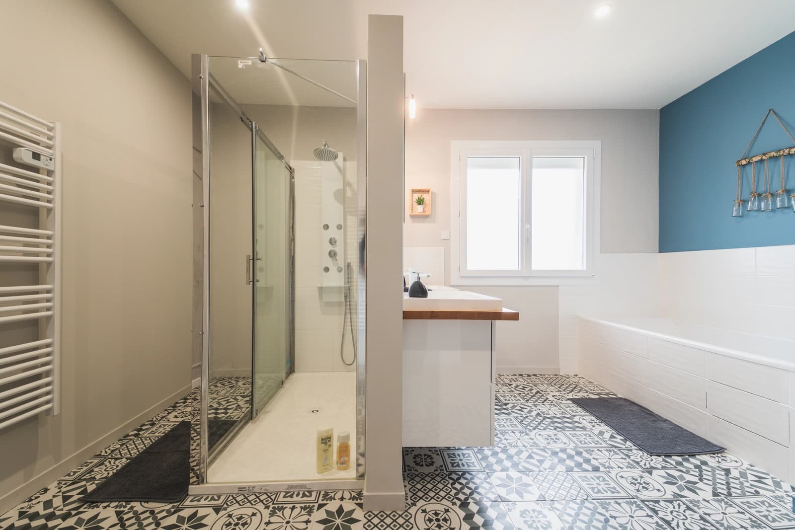 Espace Grande villa conviviale avec jardin arboré - 4