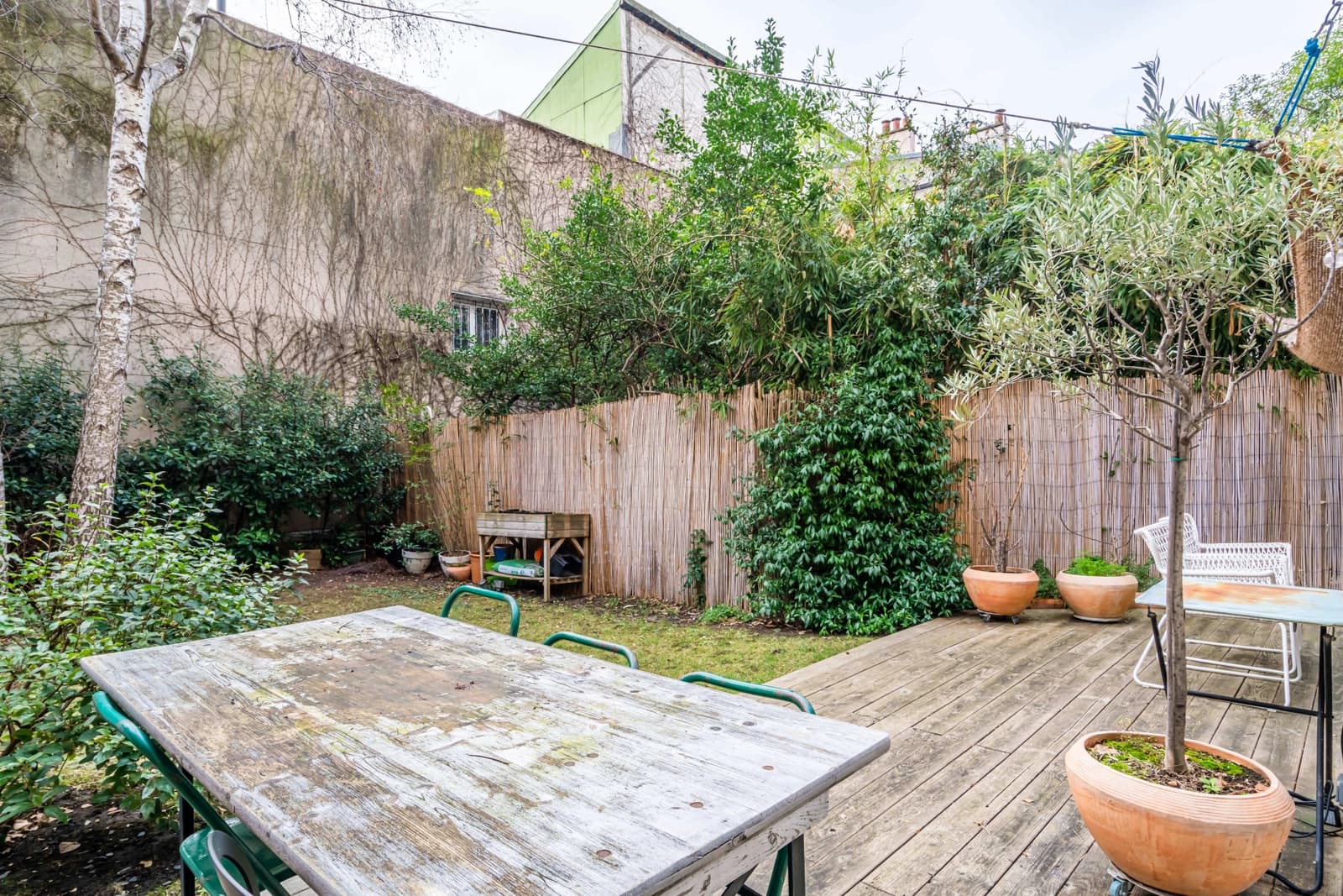 Space Spacious apartment with garden - 4