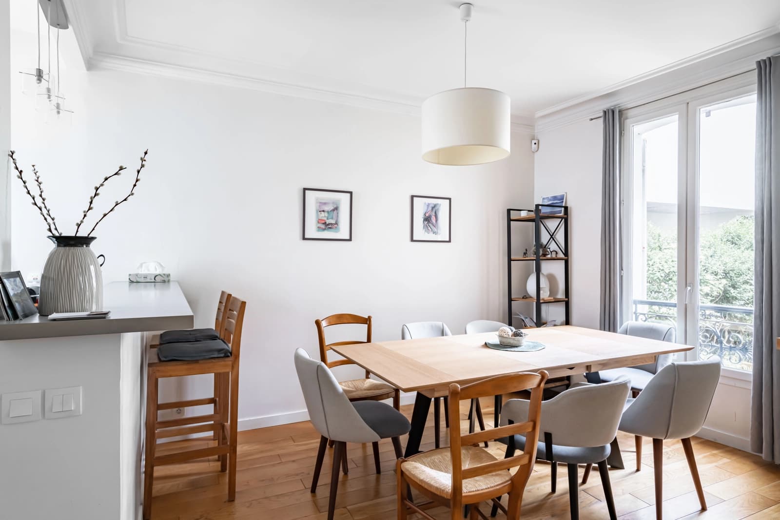Salle de réunion dans Demeure de charme avec son jardin fleuri et intime - 1