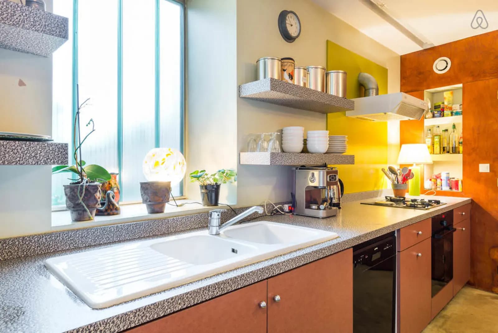 Kitchen in Spacious loft with garden in the heart of Vieux Lyon - 1