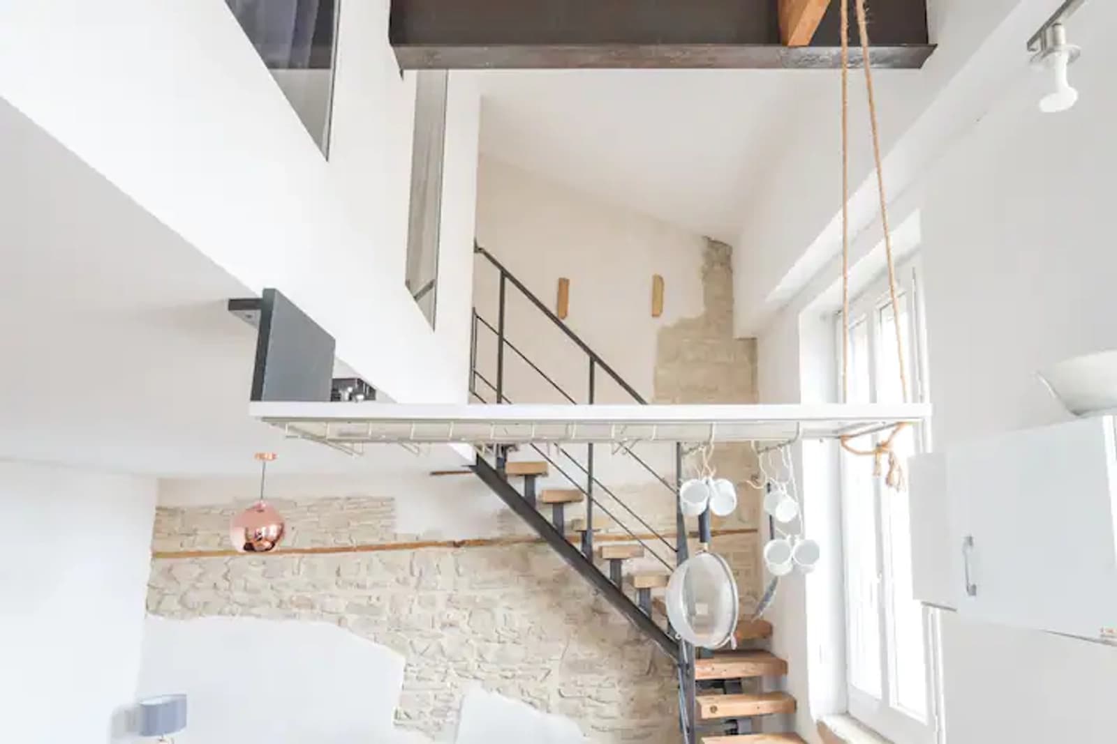 Espace Croix-Rousse: duplex paisible et baigné de lumière - 3