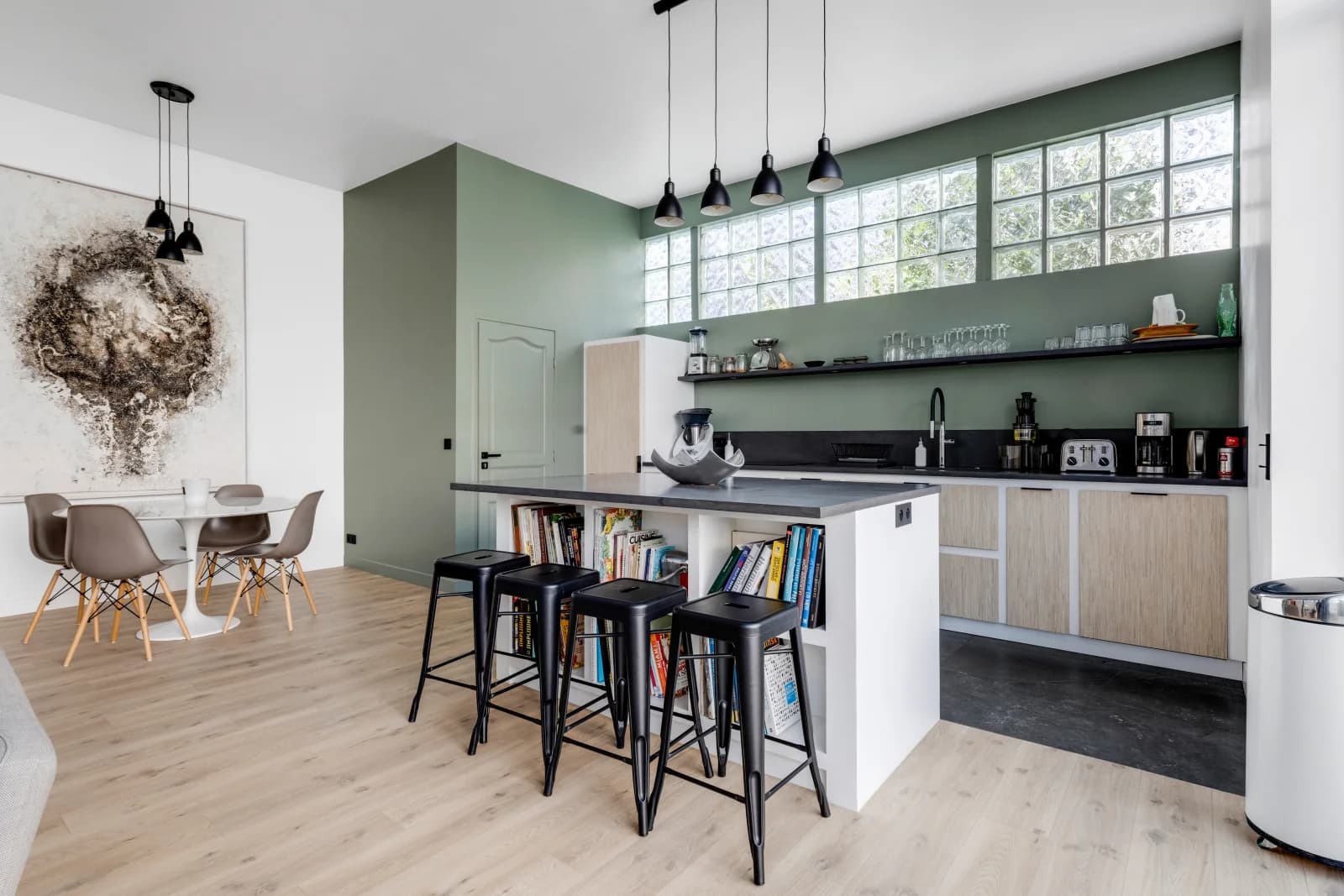 Kitchen in Loft / workshop and country house / garden - 1
