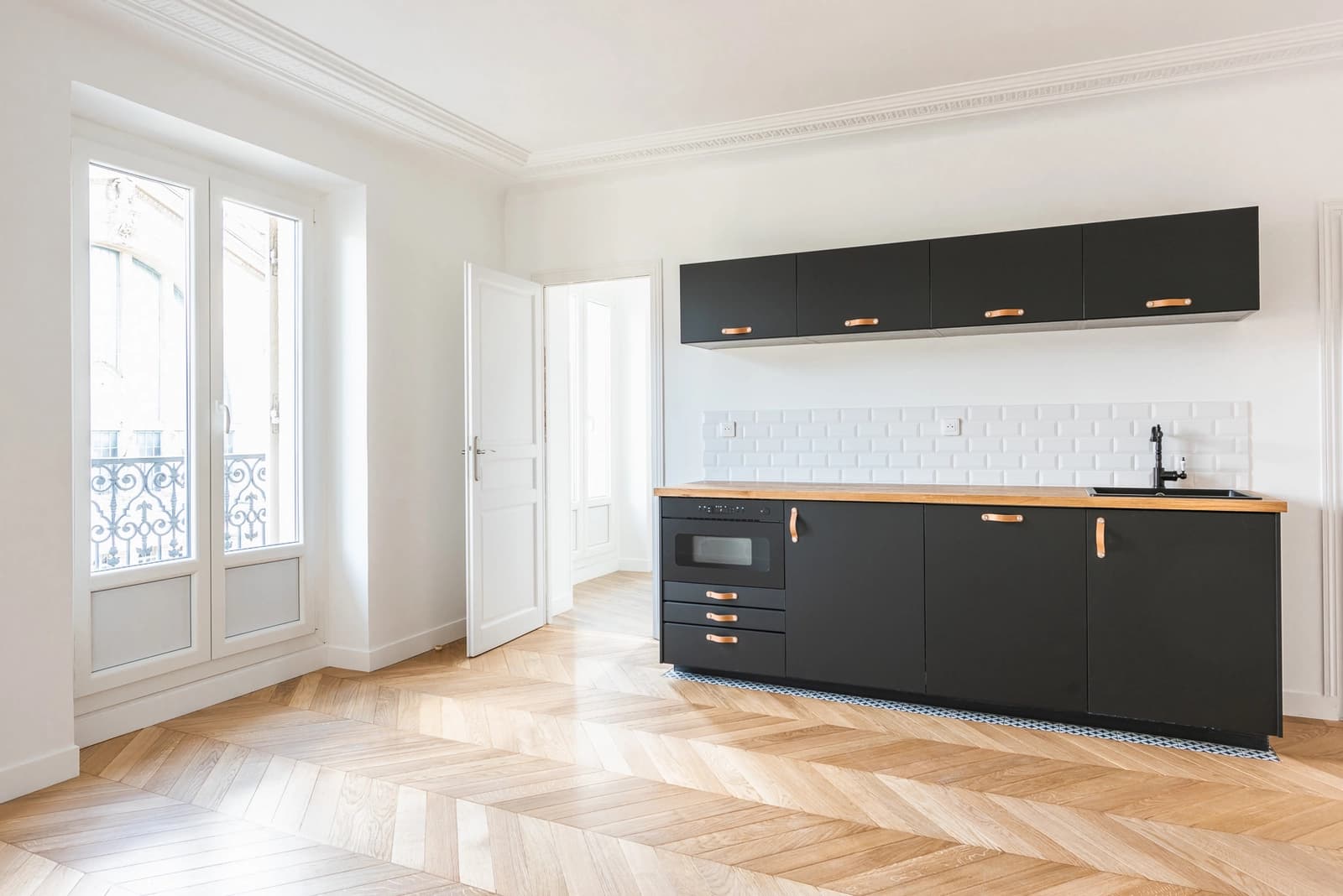 Space Haussmannien parisien offrant un panorama dégagé unique - 2