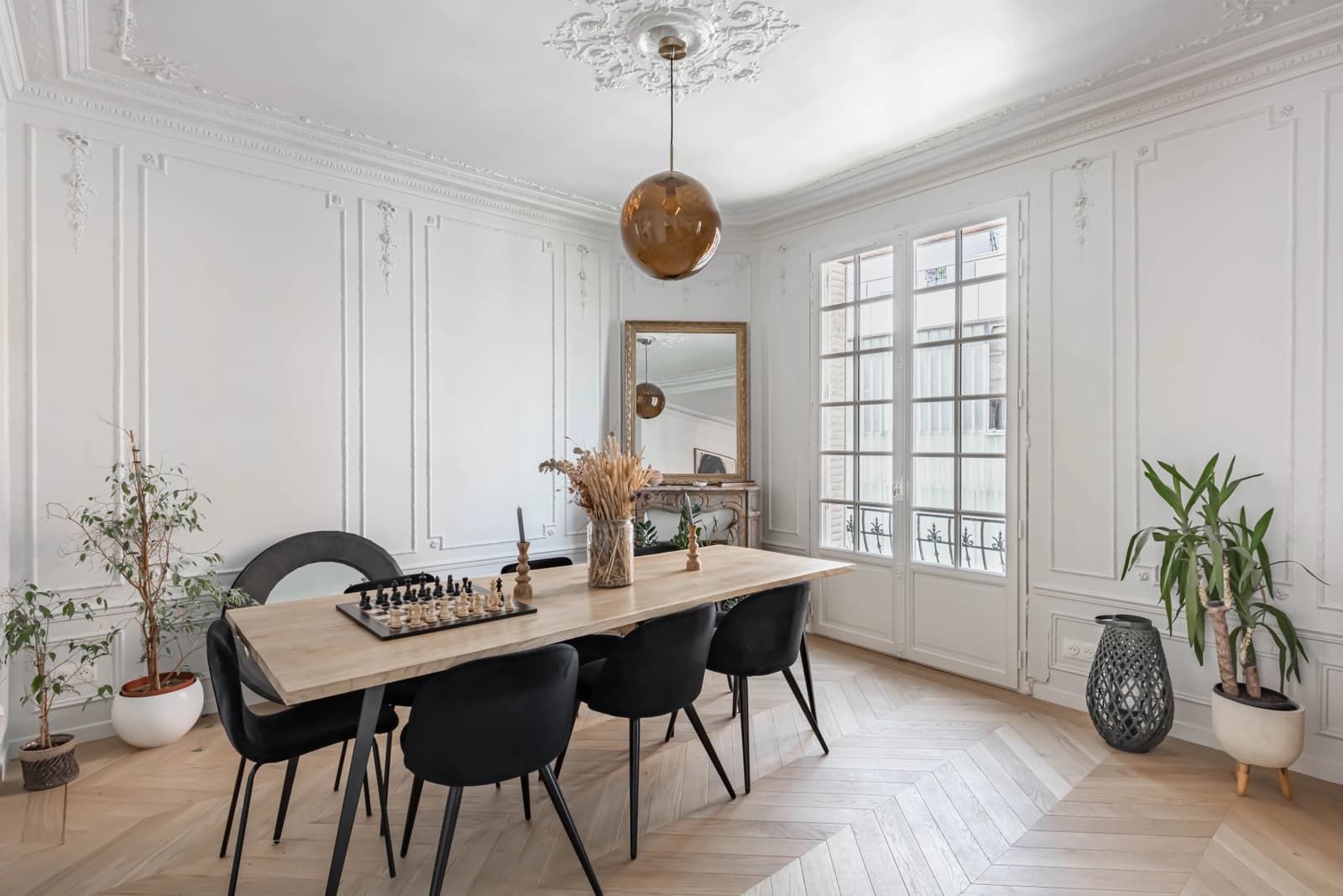 Meeting room in Beautiful house with terrace and balcony - 0