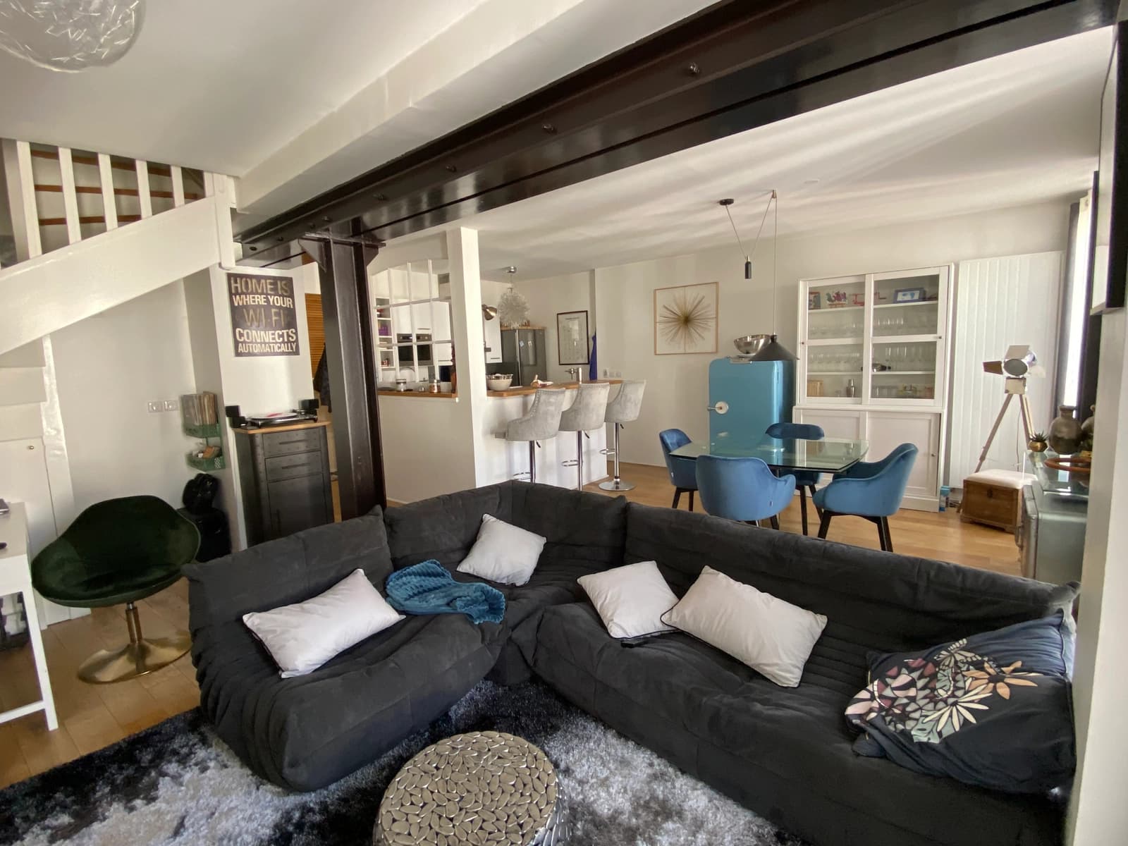 Living room in Stylish apartment in Aix-les-Bains Hyper Centre - 1