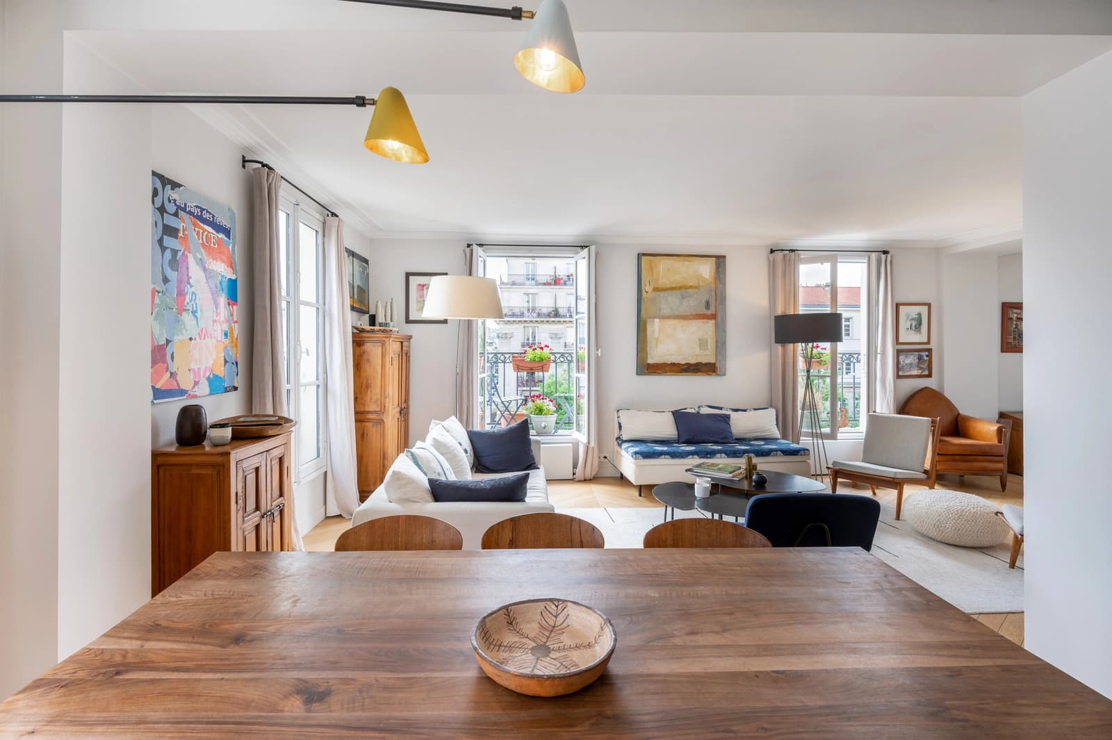 Meeting room in Cosy, colorful apartment - 1