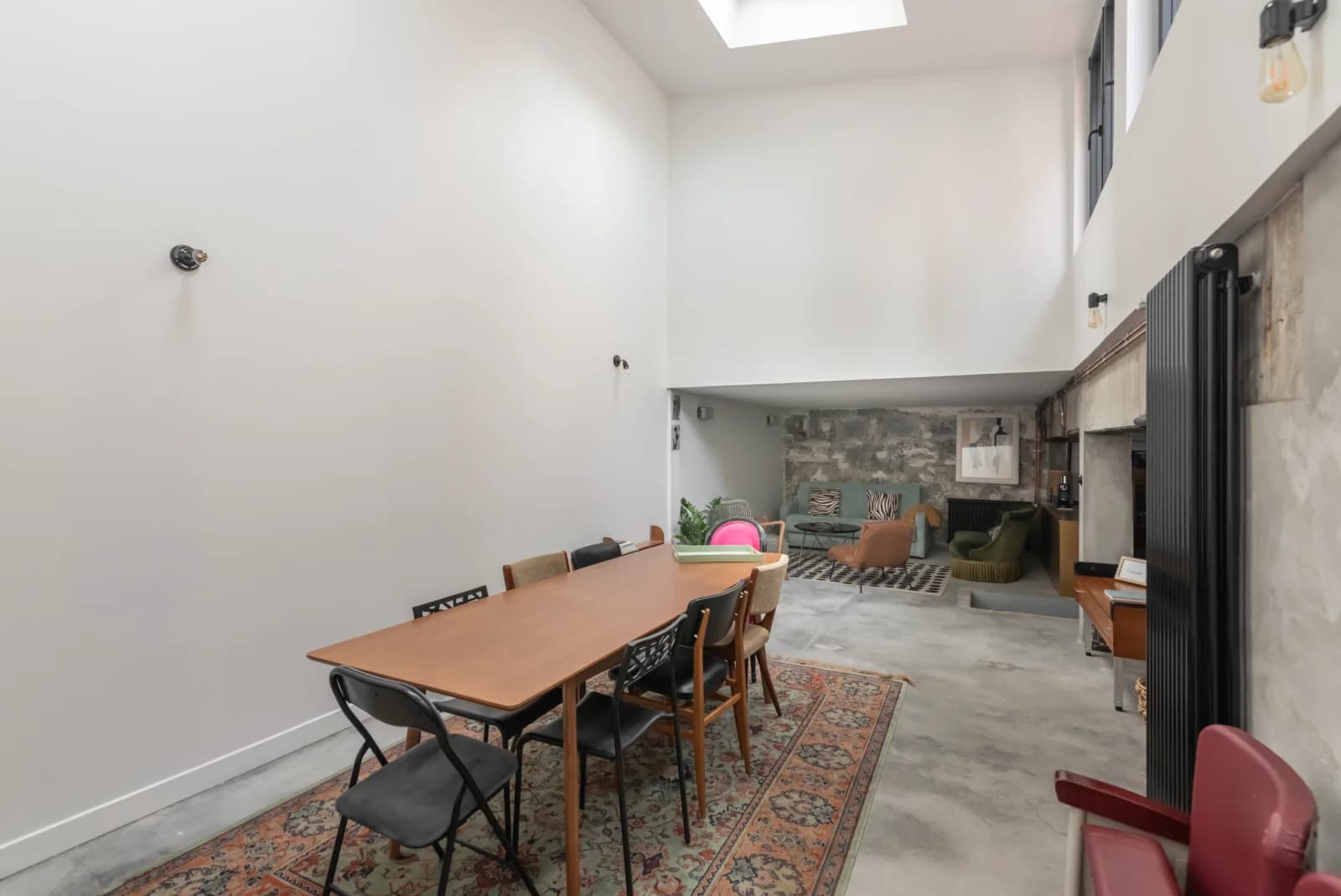Space Bright workshop with high ceilings - 1
