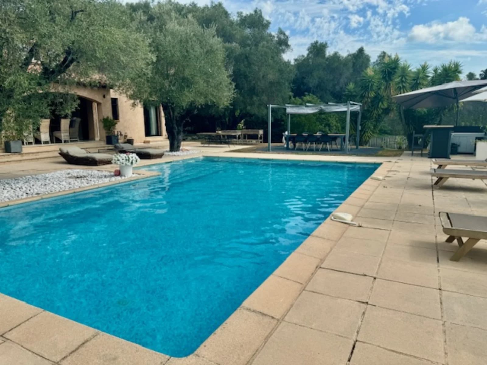 Espace Superbe villa avec grande piscine - 4