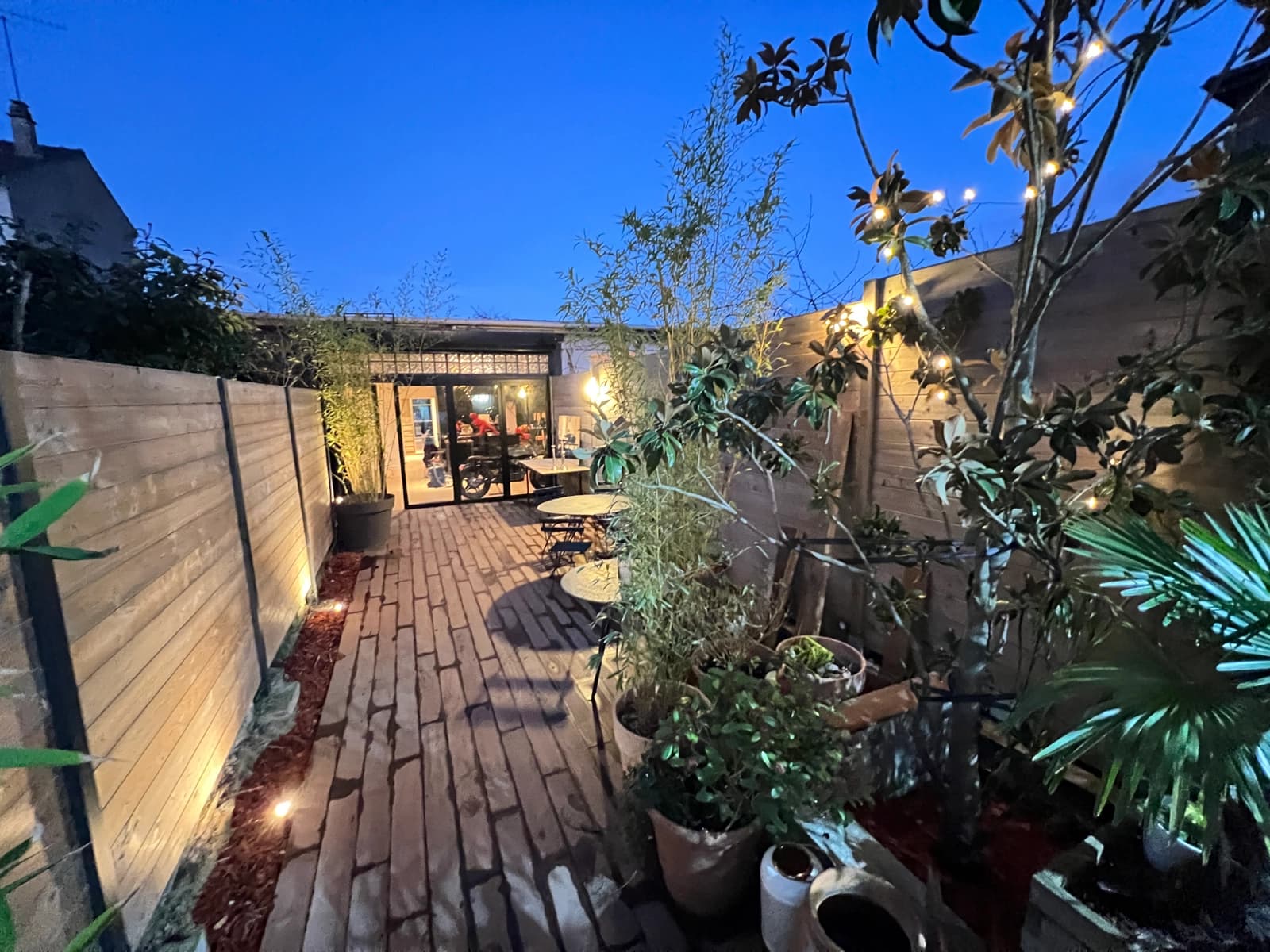 Salle de réunion dans Loft clair, séjour verdoyant et sa terrasse privée - 1