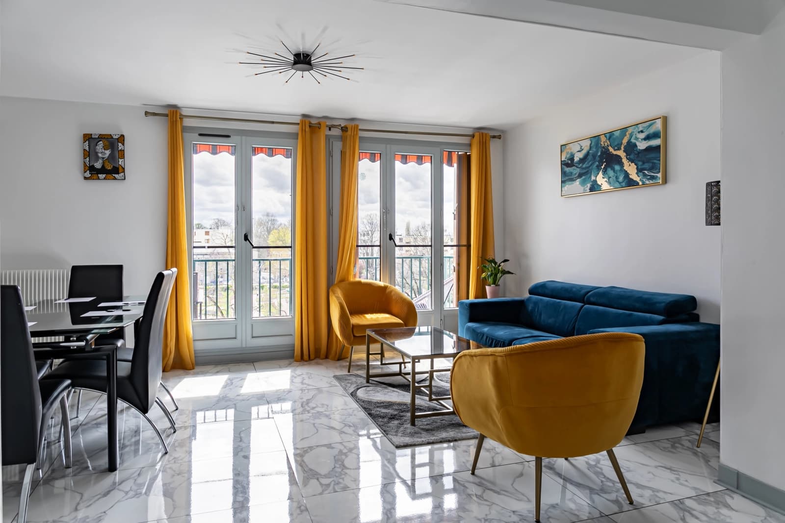 Space Bright apartment, balcony, near Paris - 0