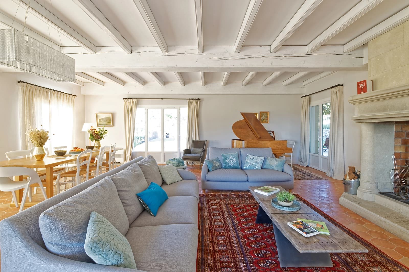 Villa avec piscine nichée au coeur d'un vignoble