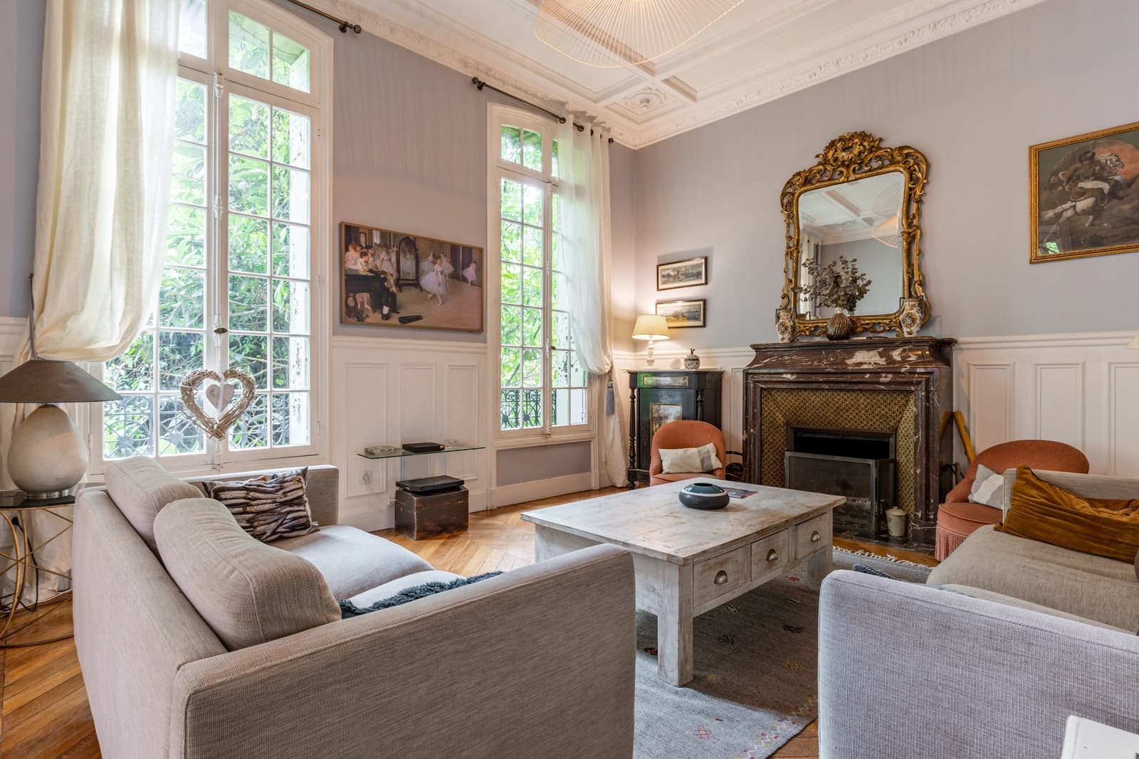 Salon dans Maison de maître de 1900, un cachet historique - 1