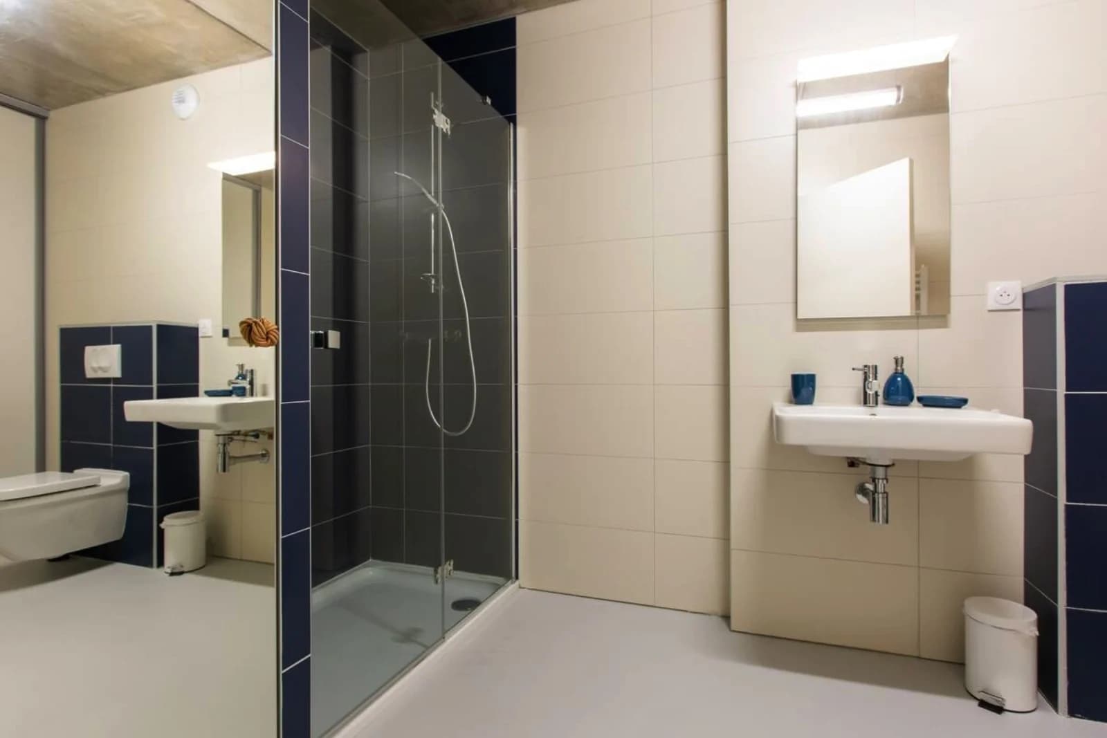 Bathroom in Luxury House - 1