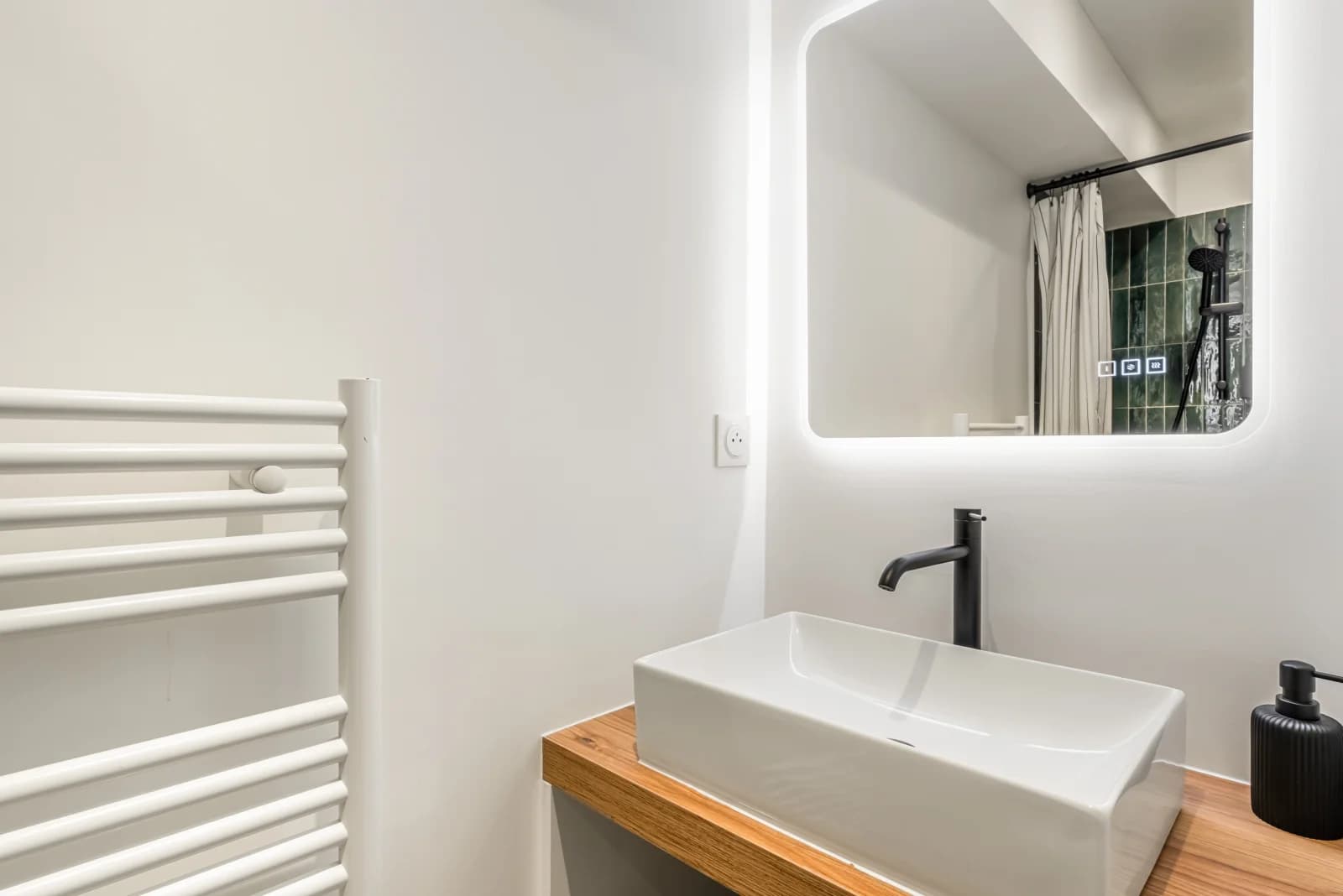 Espace Appartement avec rooftop très lumineux - 4