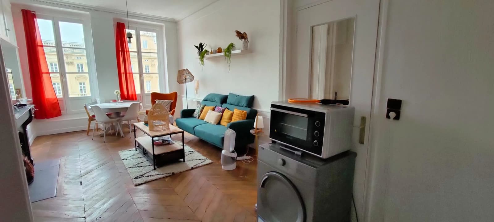 Living room in In the heart of the peninsula - 1