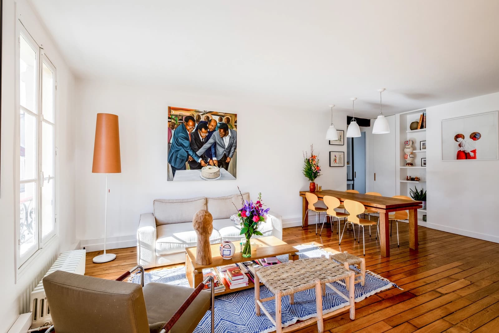 Meeting room in Magnificent bright apartment in the Marais - 1