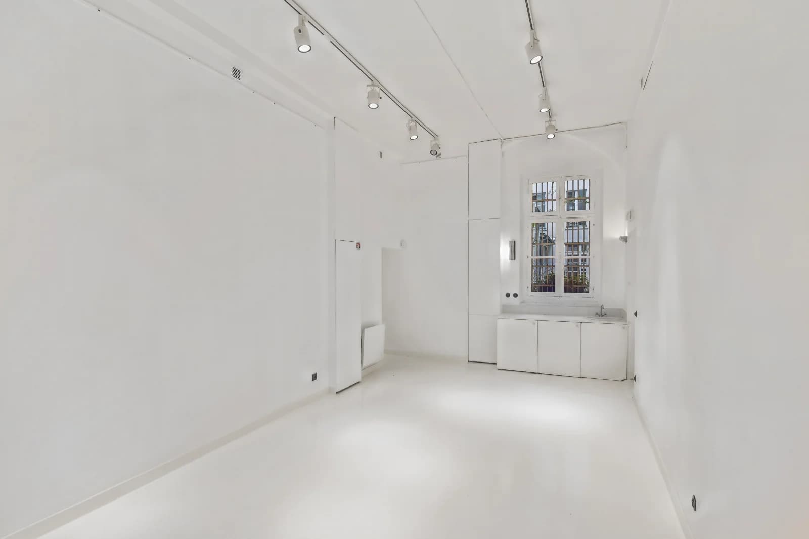 Espace Un charmant magasin 65m² en plein cœur du Marais - 1