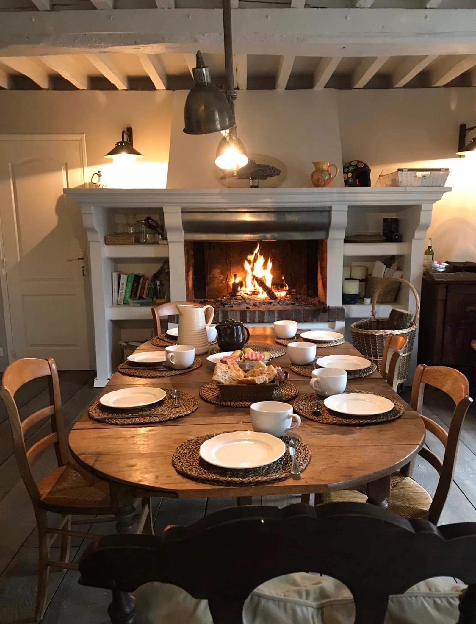 Salle de réunion dans Domaine enchanteur entouré d'une nature luxuriante - 1
