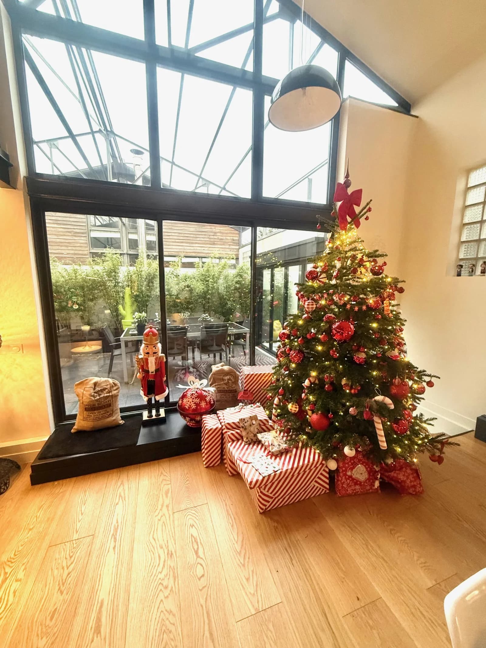 Space Modern designer loft 393 m2 ideal for film shoots - 4