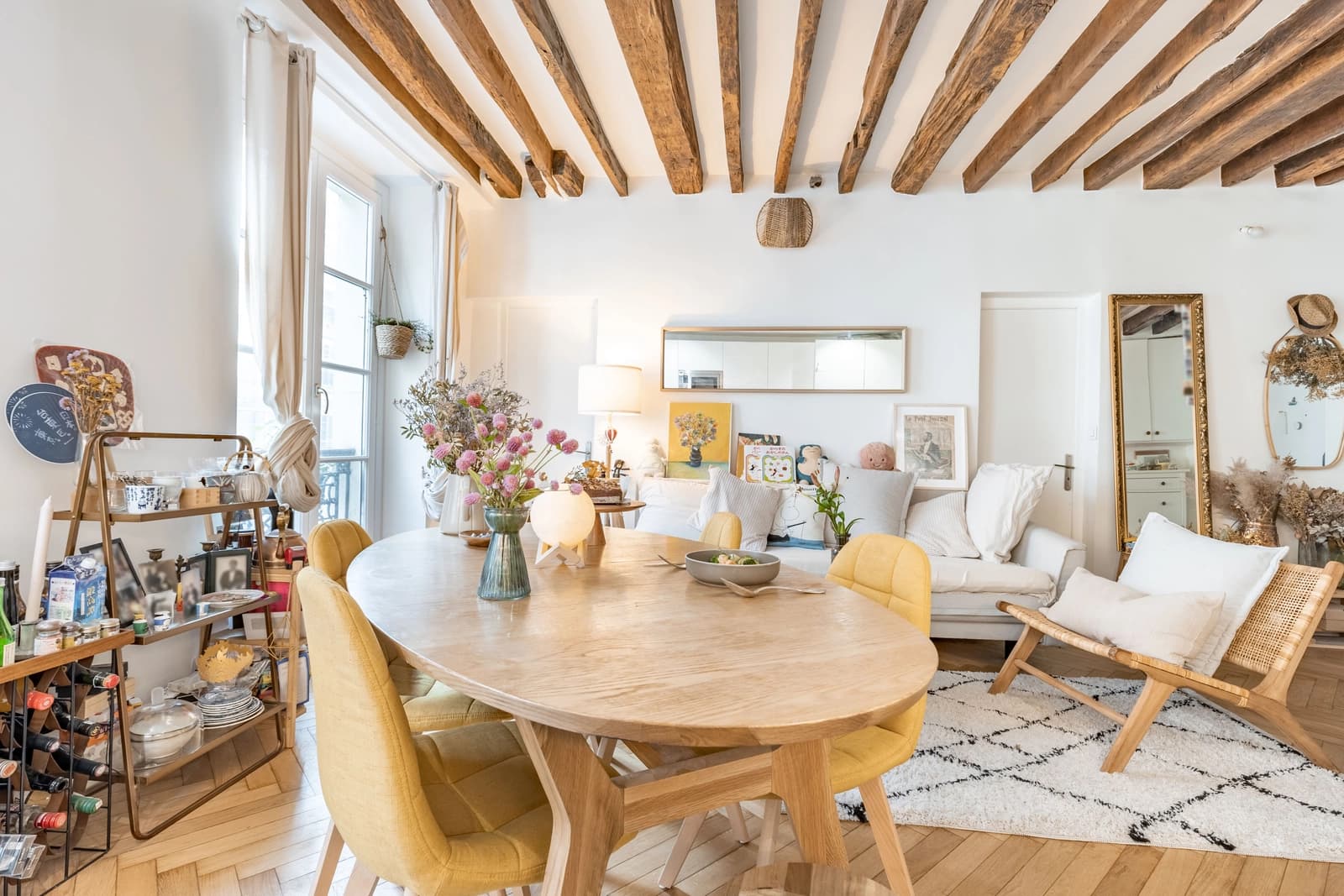 Meeting room in Cosy, sunny Parisian apartment! - 1