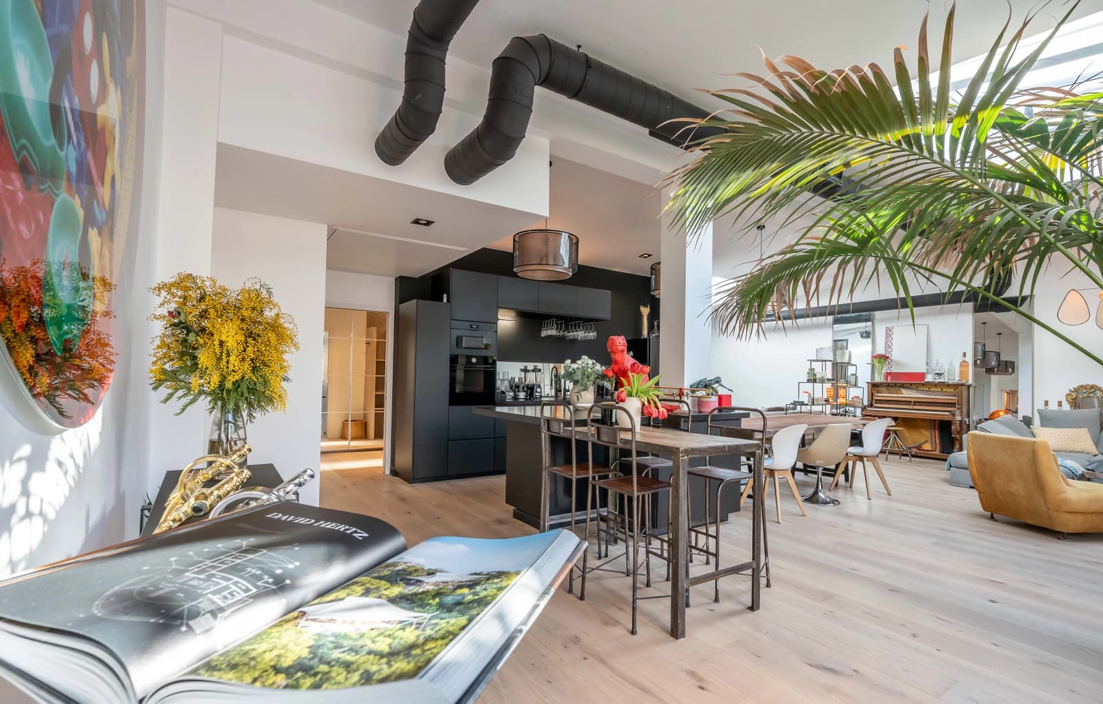 Salle de réunion dans Loft clair, séjour verdoyant et sa terrasse privée - 0