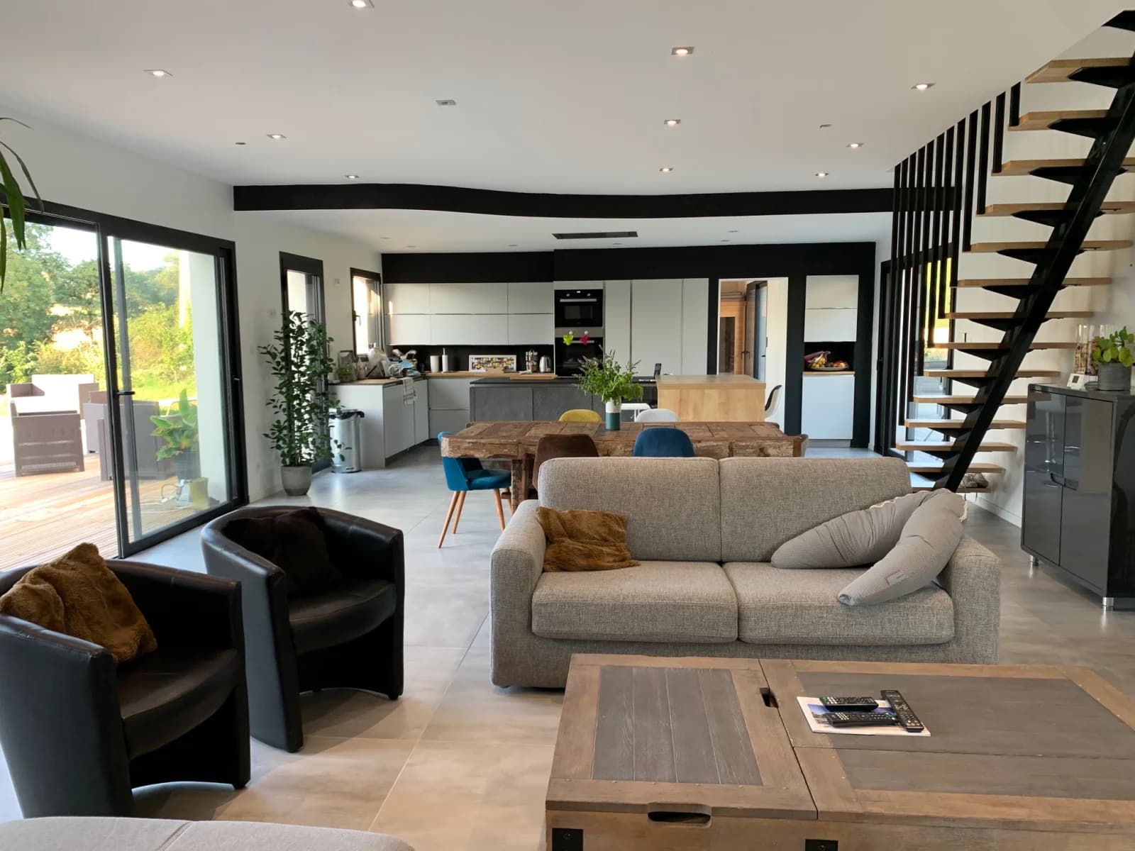 Living room in Villa 250m² with swimming pool - 1