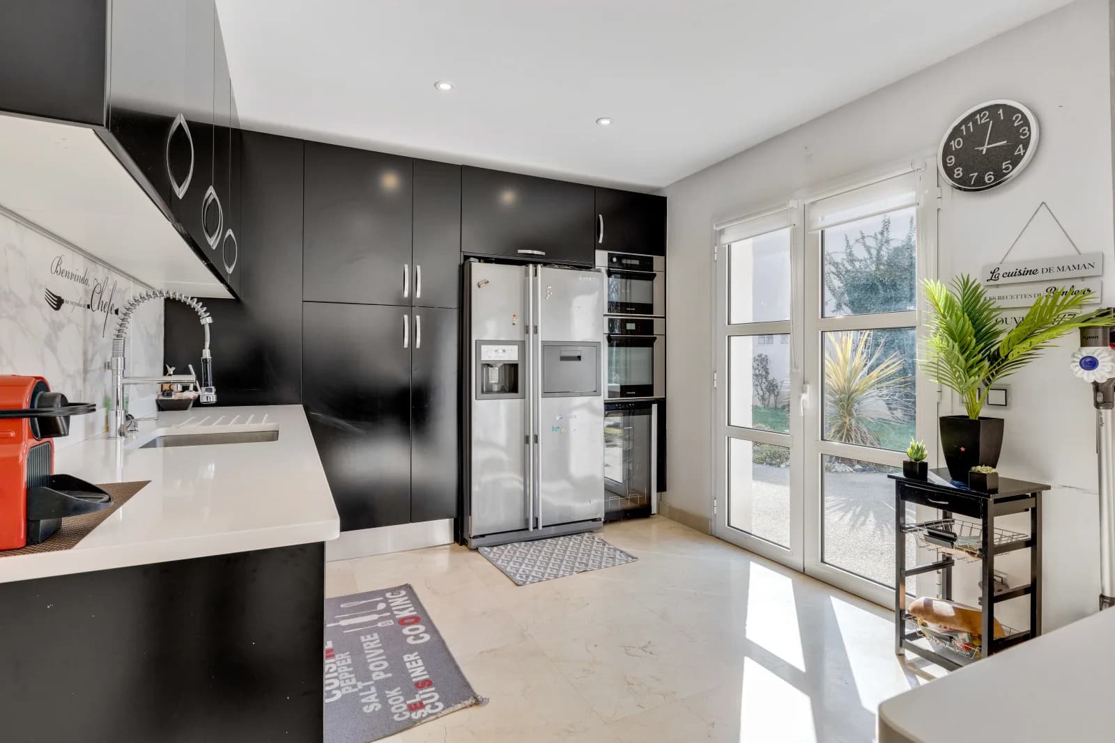 Kitchen in Villa golf de Bussy St Georges near Disneyland - 1