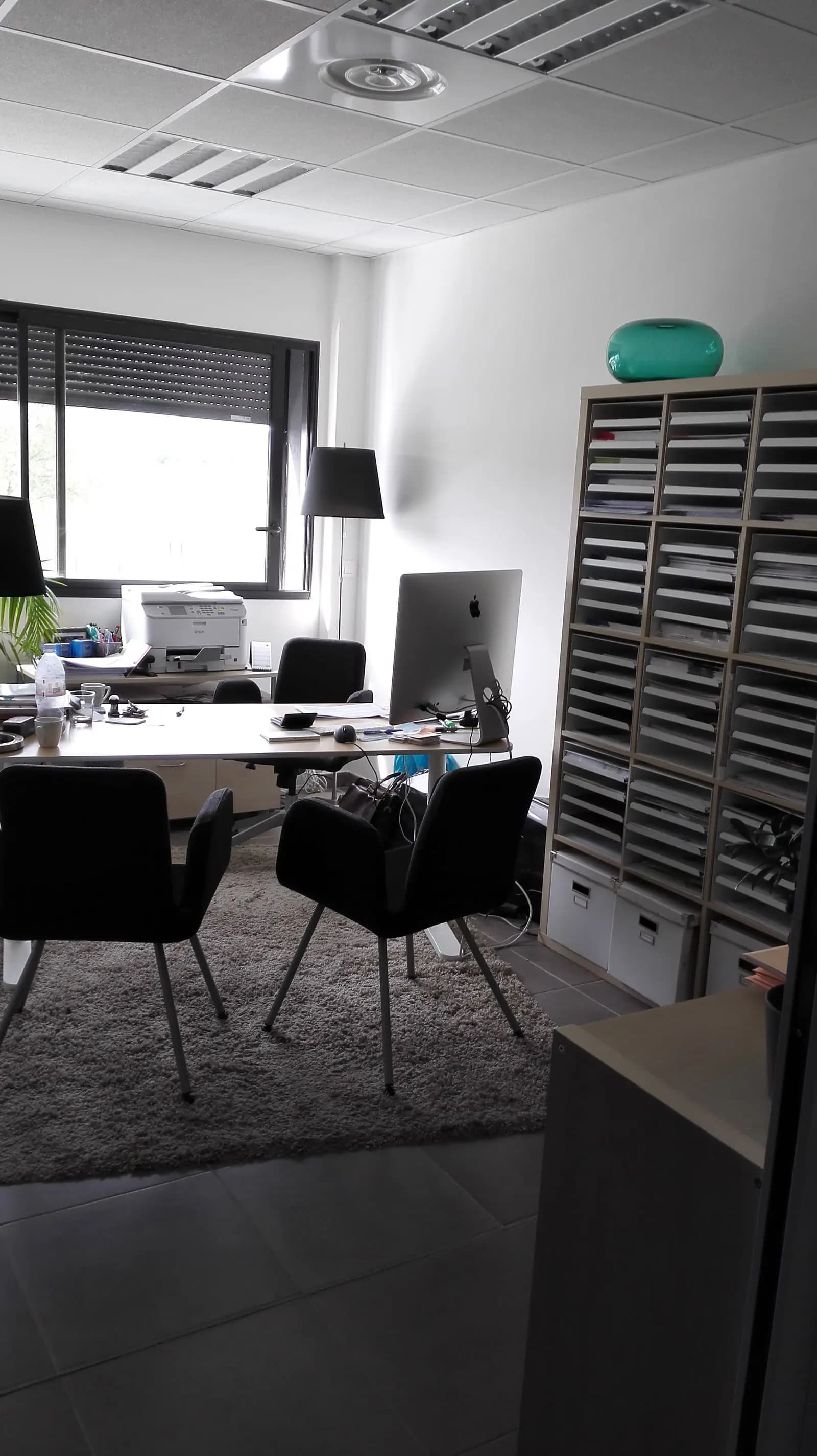 Living room in Coworking Aix-Eguilles - 1