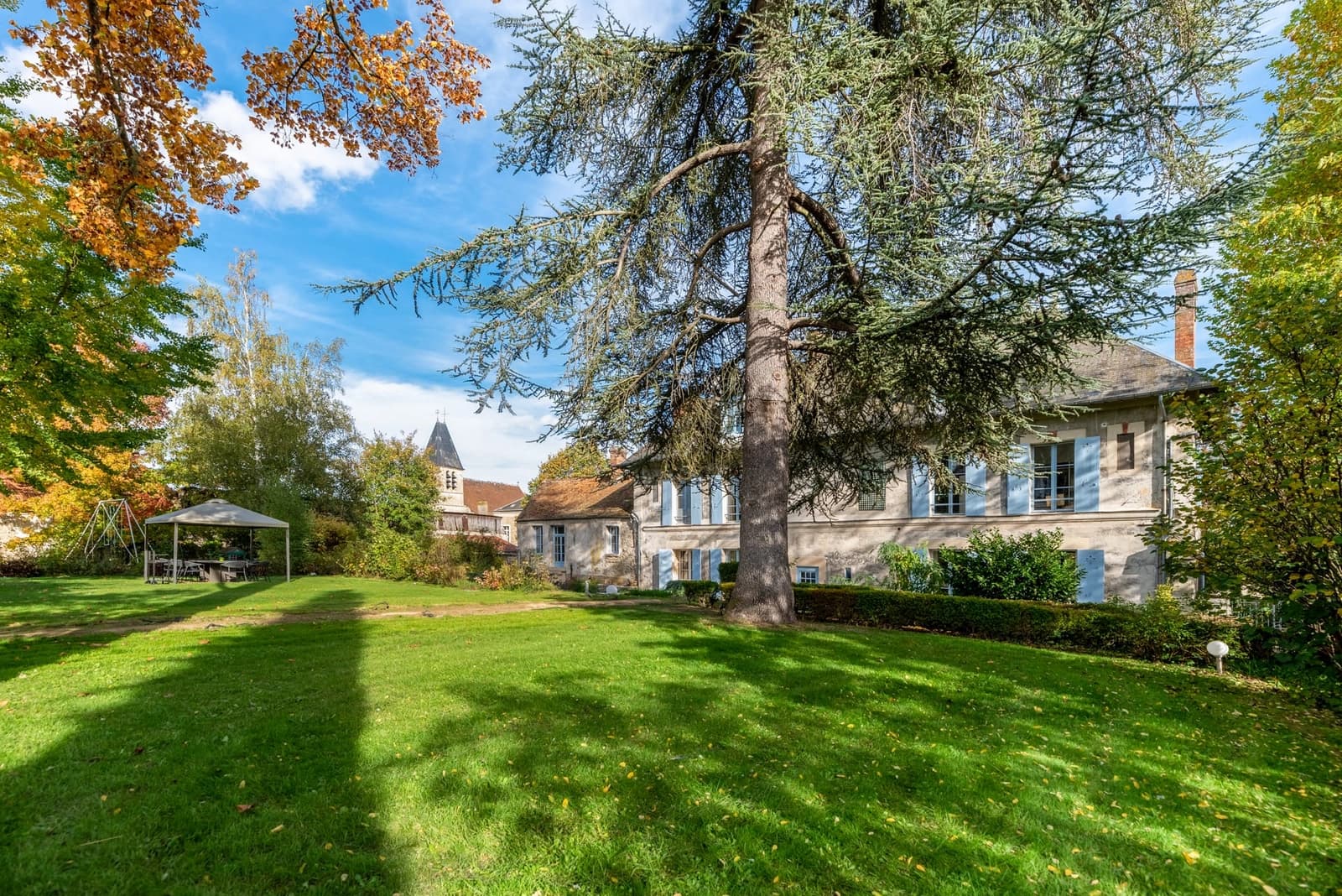 Espace Manoir de prestige avec son vaste jardin paysager - 4