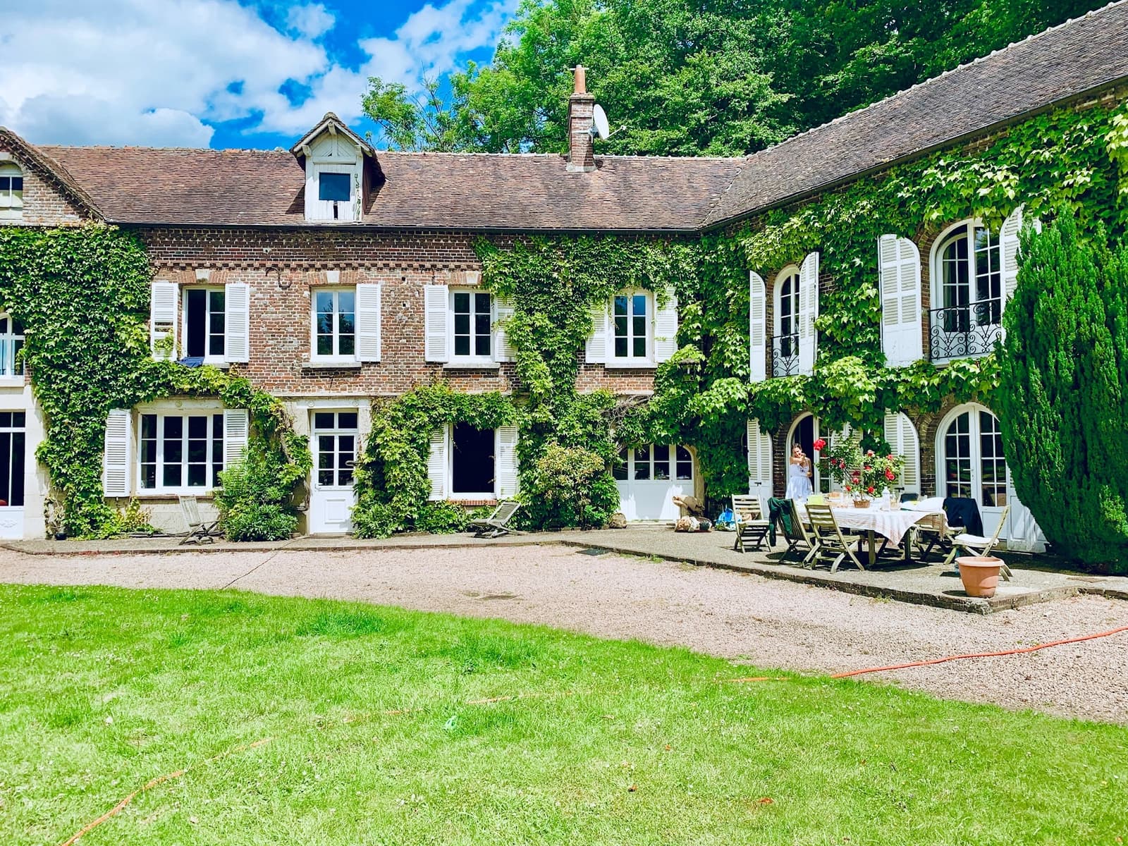 Salle de réunion dans Domaine enchanteur entouré d'une nature luxuriante - 1