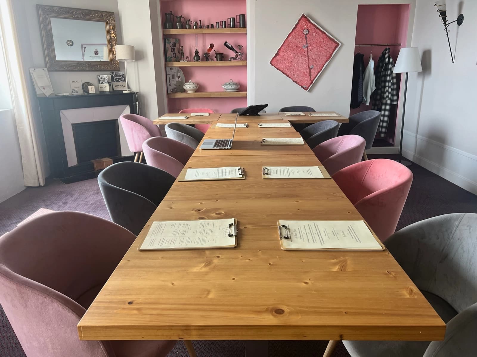 Meeting room in Workspace with panoramic view - 1