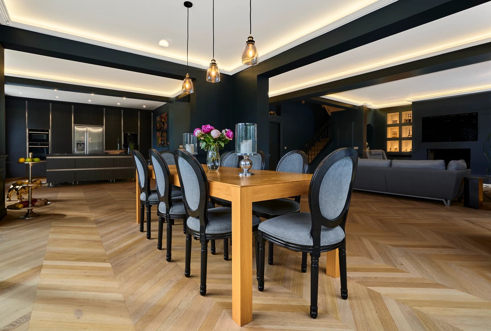 Meeting room in Villa and beautiful home - 1