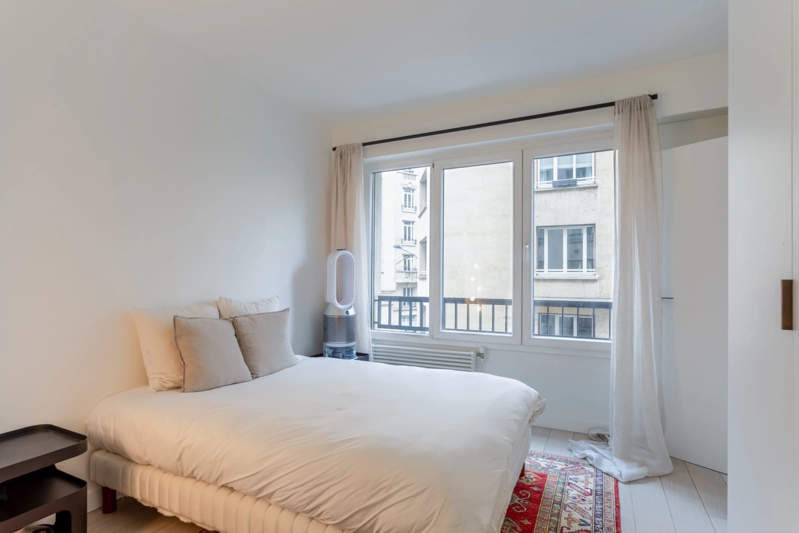 Bedroom in Cocoon at the Trocadero - 1