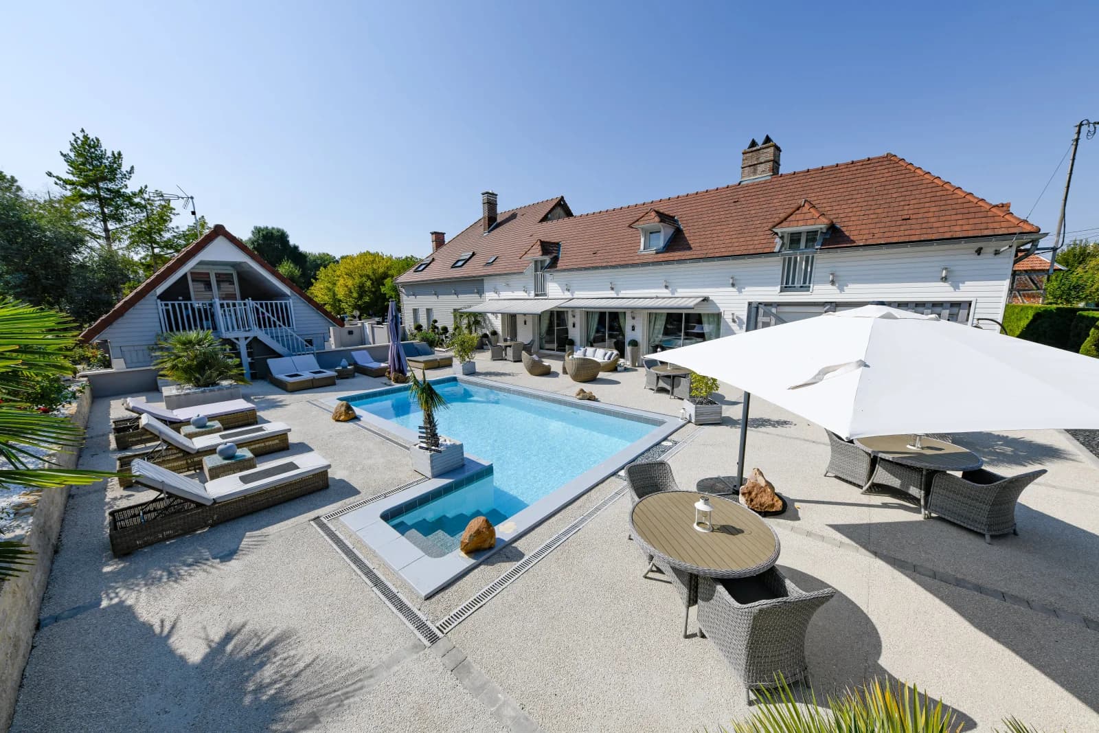 Maison d'hôtes avec piscine à la campagne